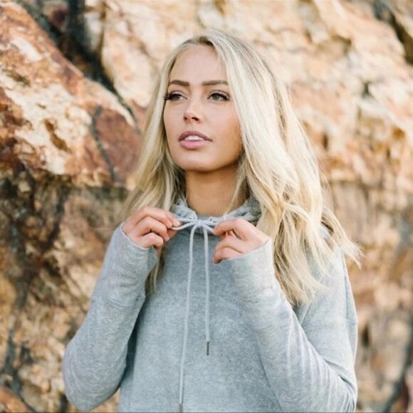 Zyia Light Gray Drawstring Hoodie XS - Picture 2 of 6